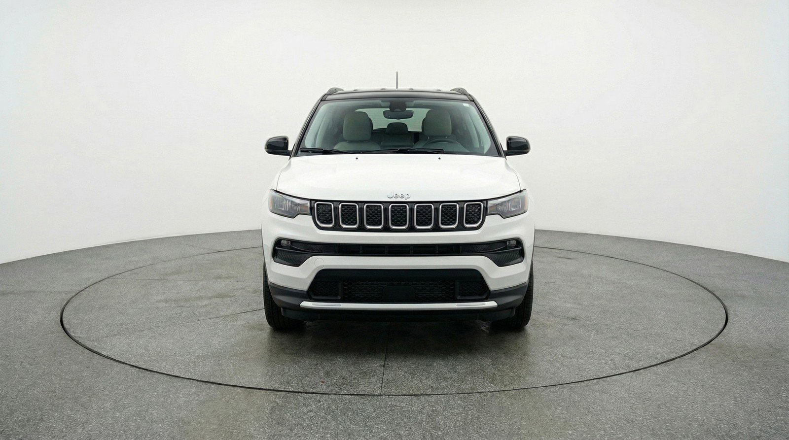 Used 2025 Jeep Compass Limited image 2
