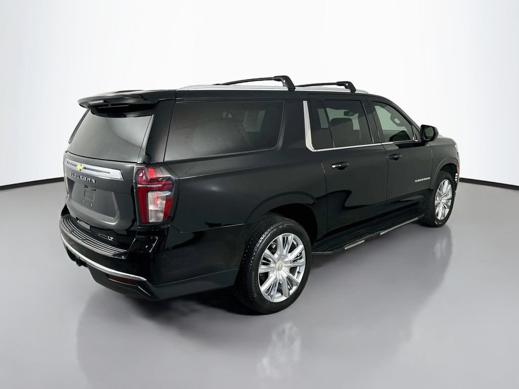 Used 2021 Chevrolet Suburban LT AWD/4WD image 7