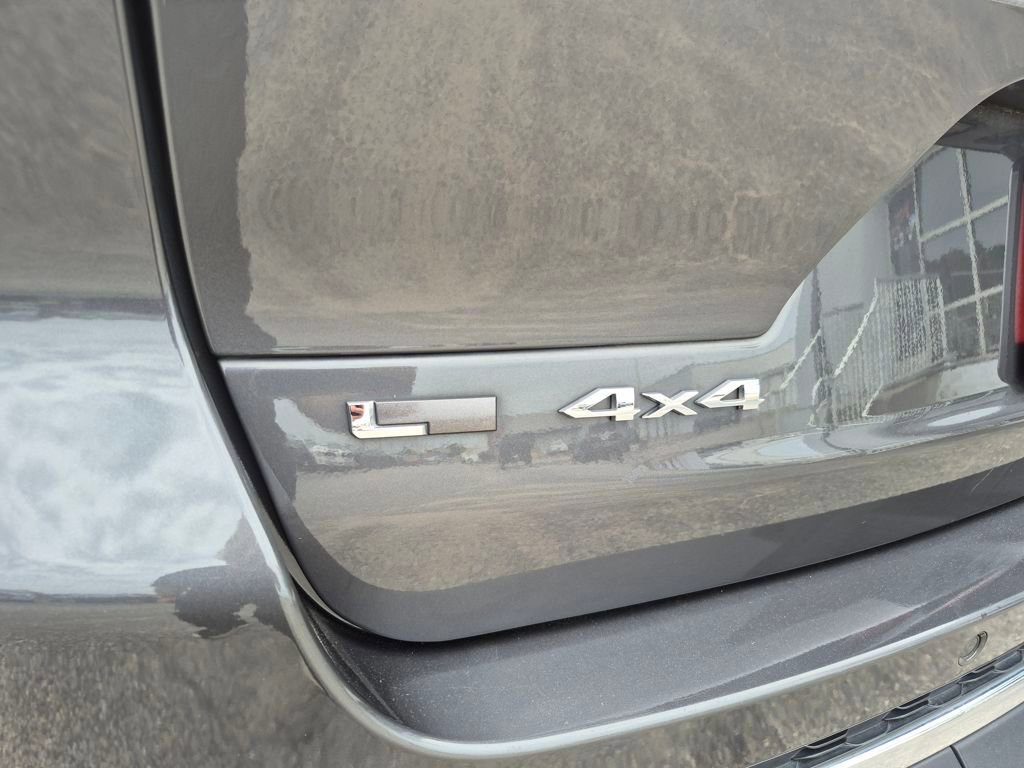 Used 2022 Jeep Grand Cherokee L Limited image 11