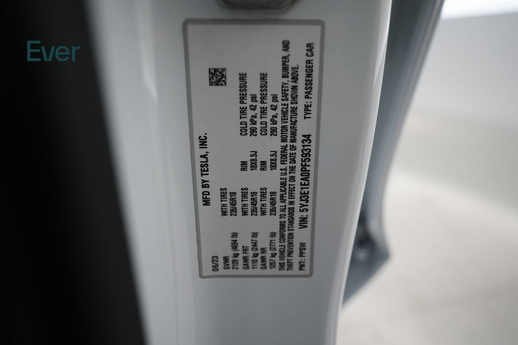 Used 2023 Tesla Model 3 Standard Range RWD image 27