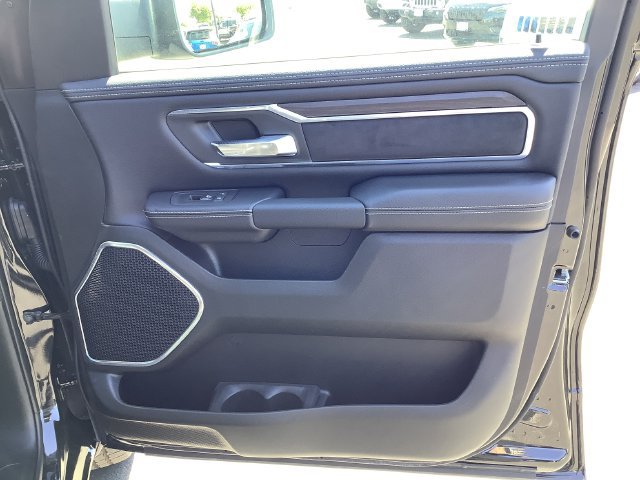 New 2026 RAM 1500 Laramie AWD/4WD image 43