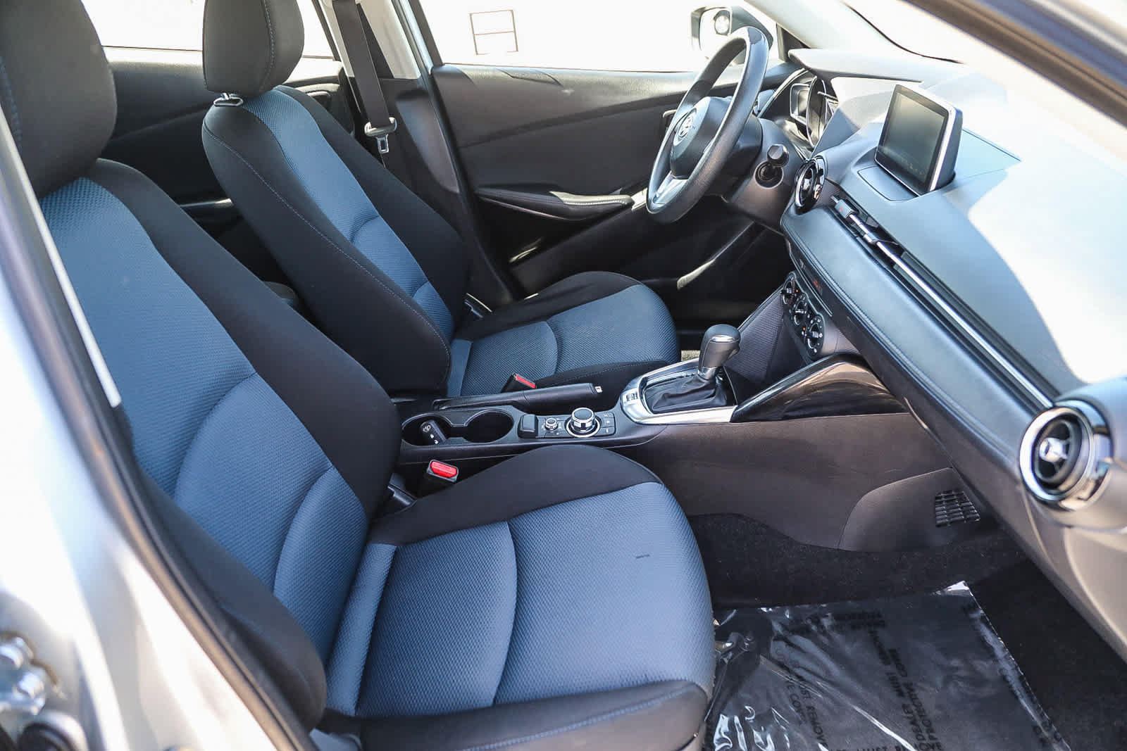 Used 2018 Toyota Yaris iA FWD image 16