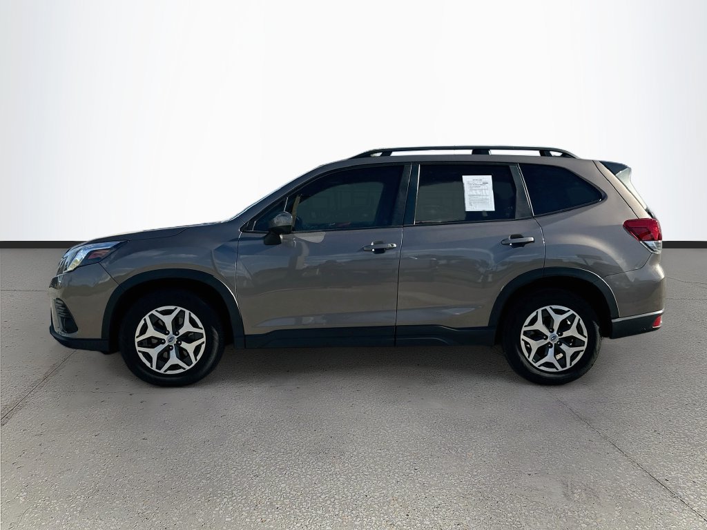 Used 2024 Subaru Forester Premium AWD/4WD image 4