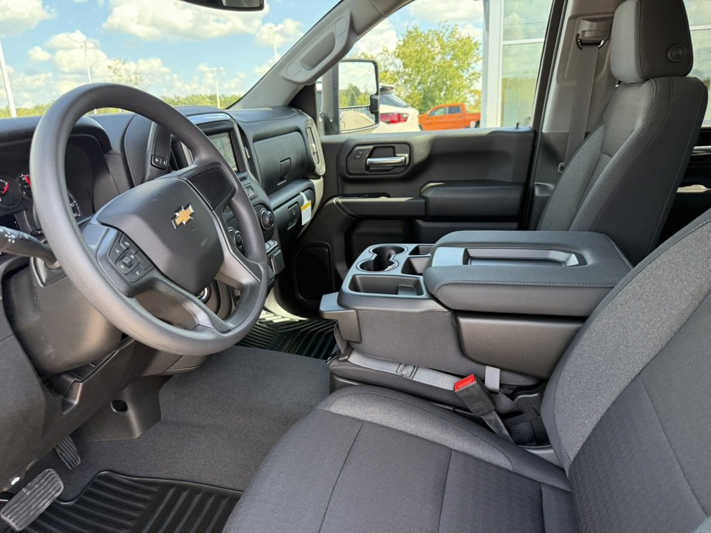 New 2025 Chevrolet Silverado 2500 Custom w/ Custom Value Package image 12