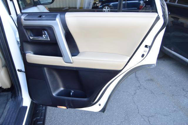 Used 2014 Toyota 4Runner SR5 Premium AWD/4WD image 57