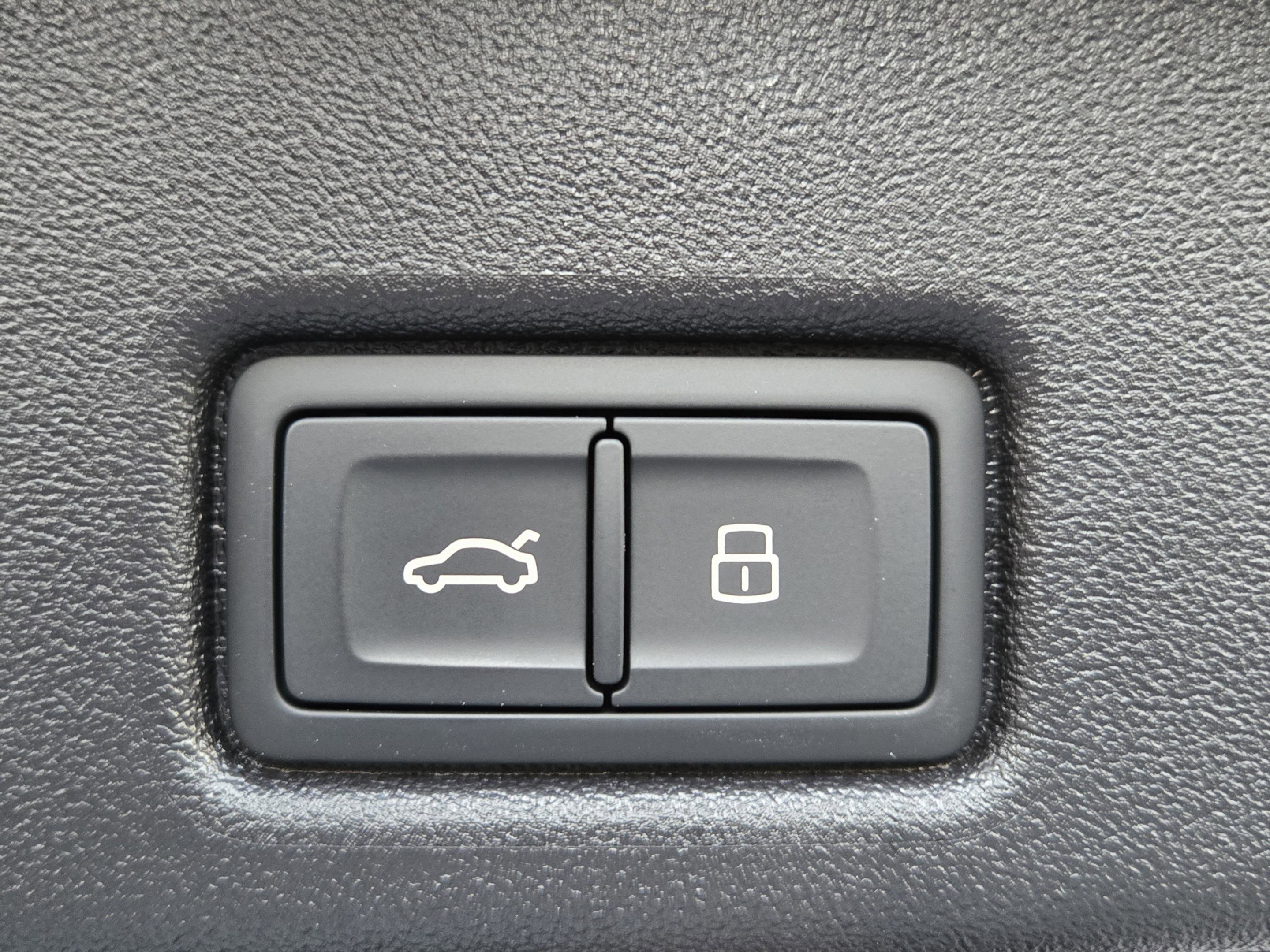 New 2025 Audi Q5 Premium Plus image 31