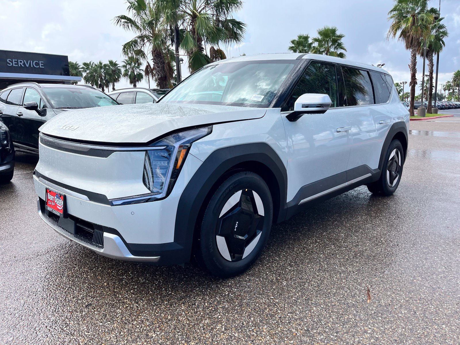 New 2026 Kia EV9 Light RWD image 3