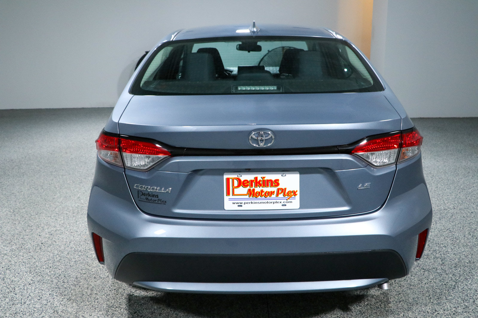 Used 2020 Toyota Corolla LE FWD image 8