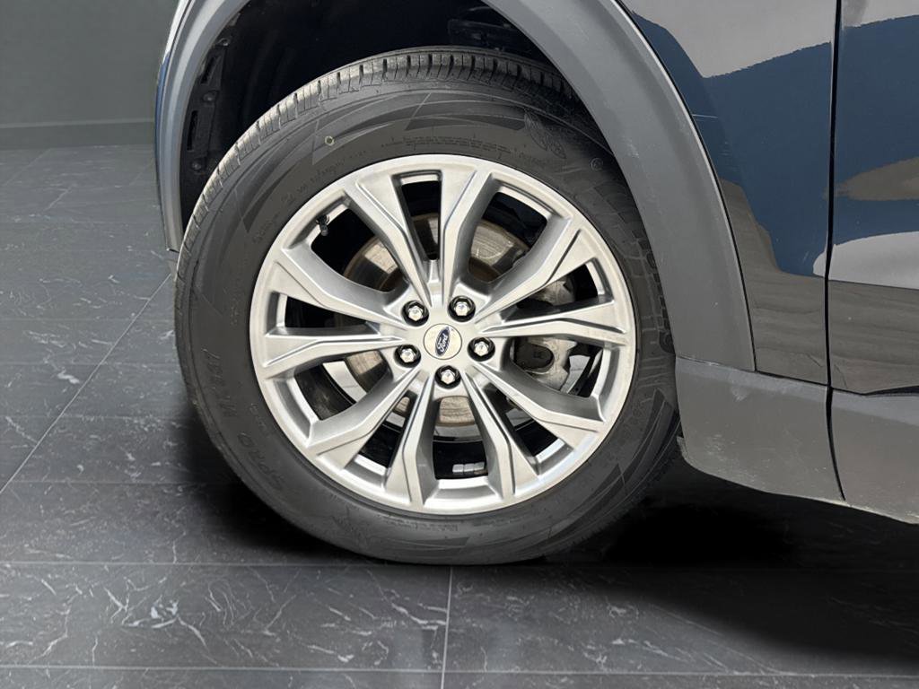 Used 2023 Ford Explorer Limited image 38