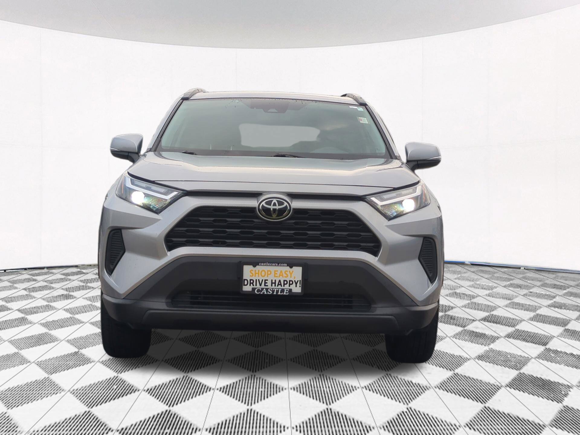 Used 2022 Toyota RAV4 XLE w/ Convenience Package AWD/4WD image 13