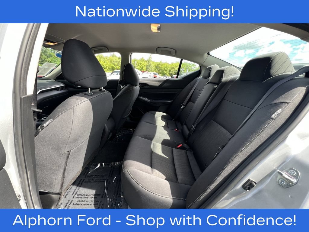 Used 2024 Nissan Altima 2.5 SV FWD image 30