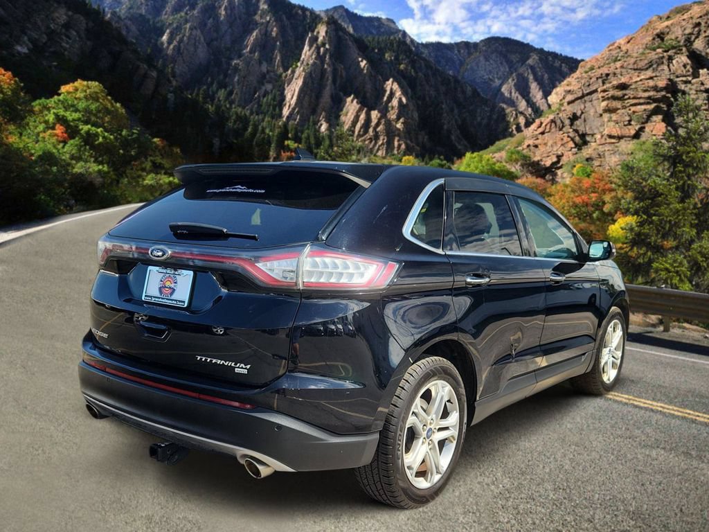 Used 2018 Ford Edge Titanium w/ Equipment Group 301A AWD/4WD image 3