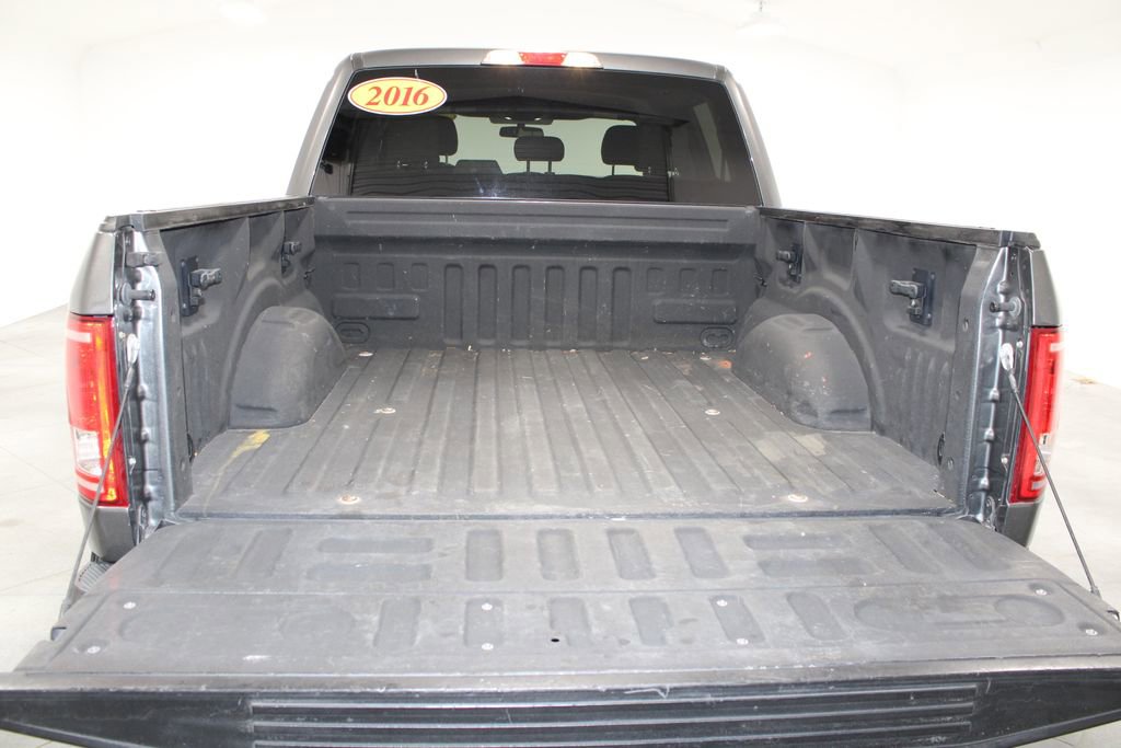 Used 2016 Ford F150 XLT image 17