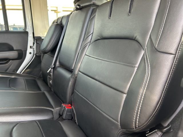 Used 2023 Jeep Wrangler Unlimited Sahara image 39