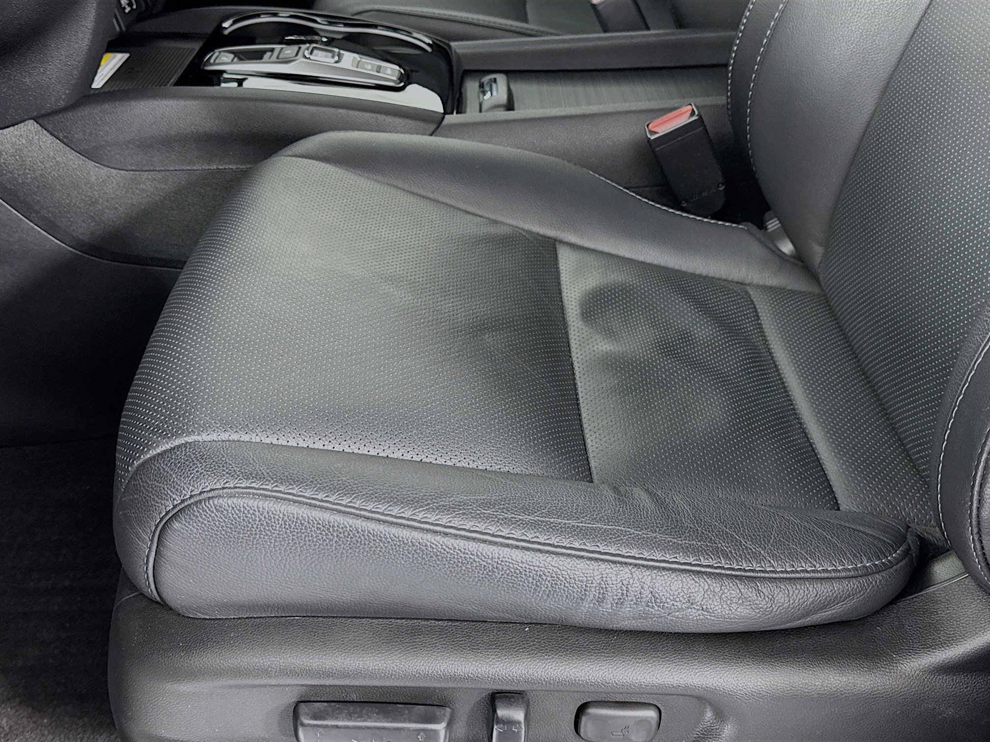 Certified 2022 Honda Pilot Elite image 19