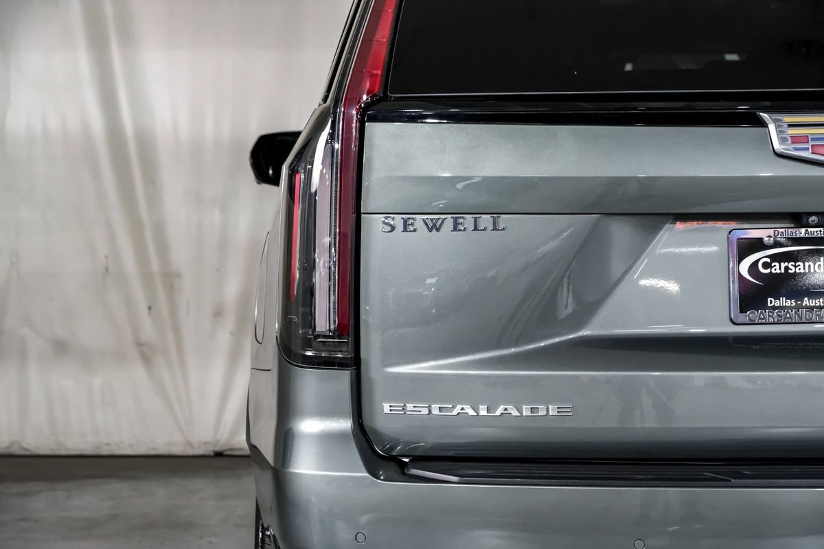 Used 2023 Cadillac Escalade ESV Sport Platinum AWD/4WD image 45