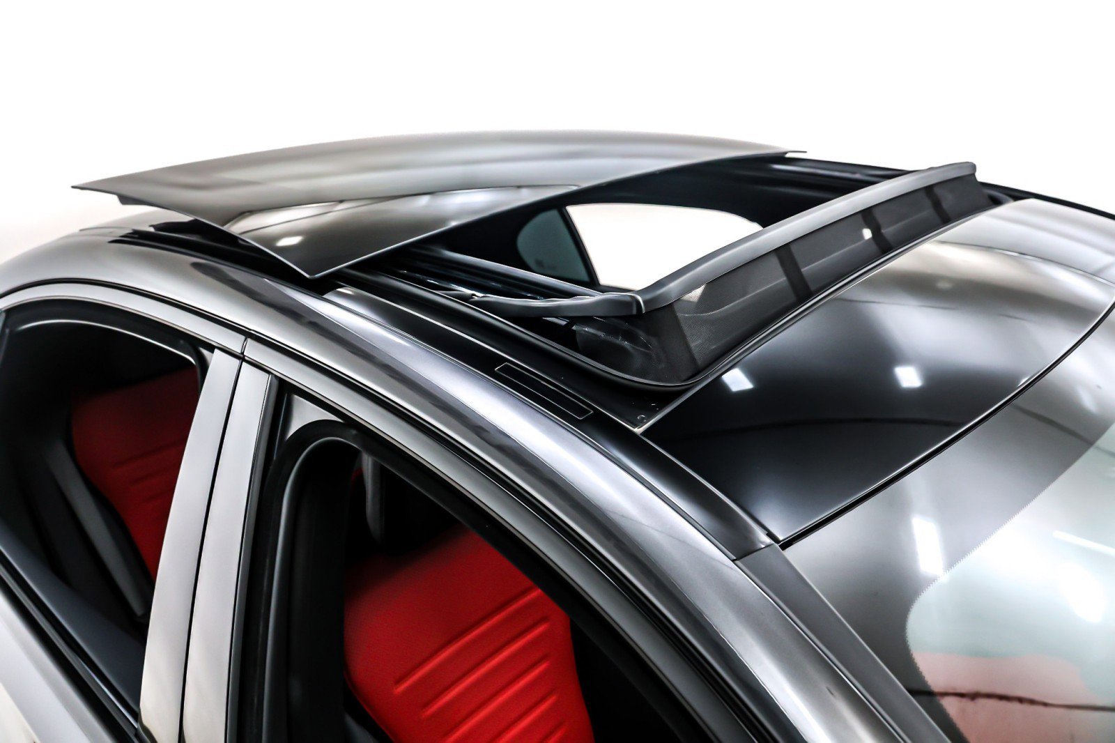 Certified 2025 Mercedes-Benz C 300 Sedan image 24