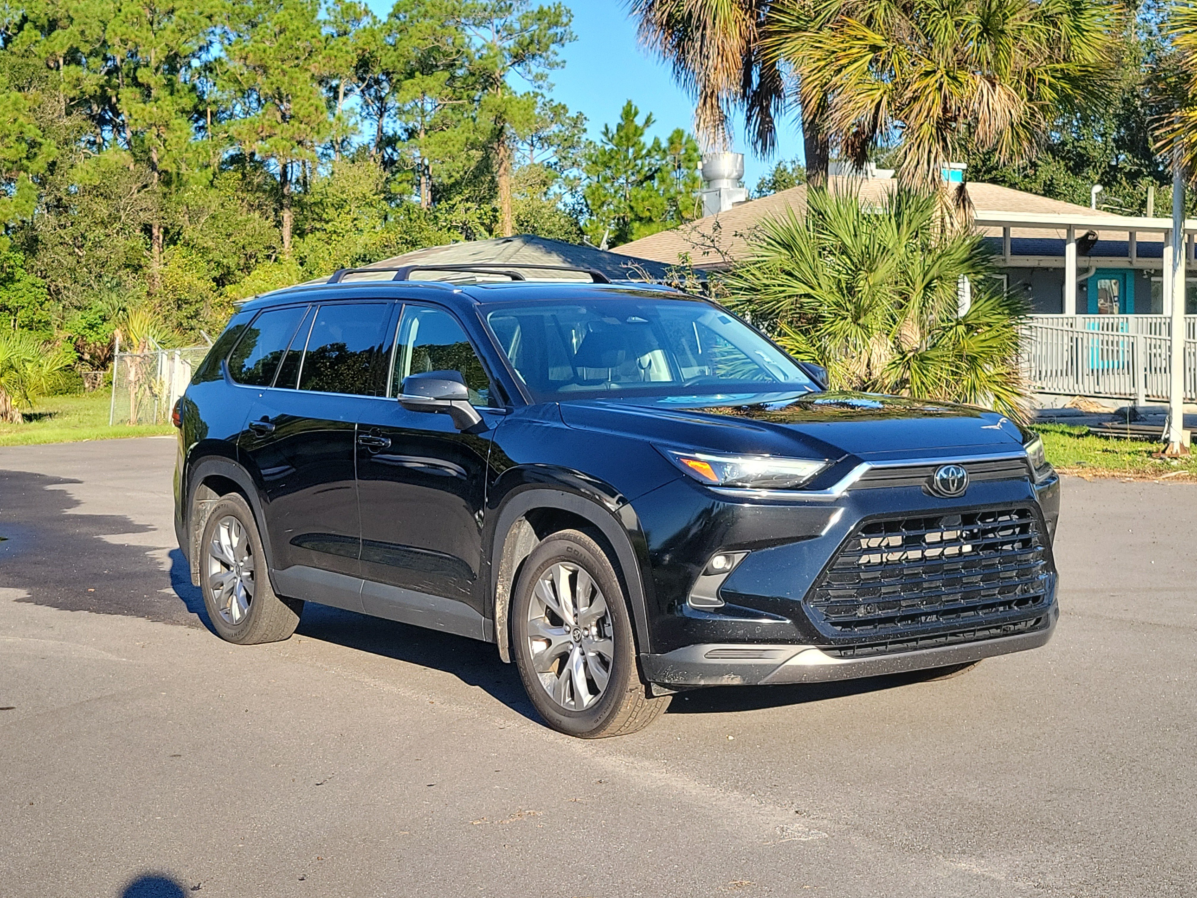 Used 2025 Toyota Grand Highlander AWD Hybrid image 42