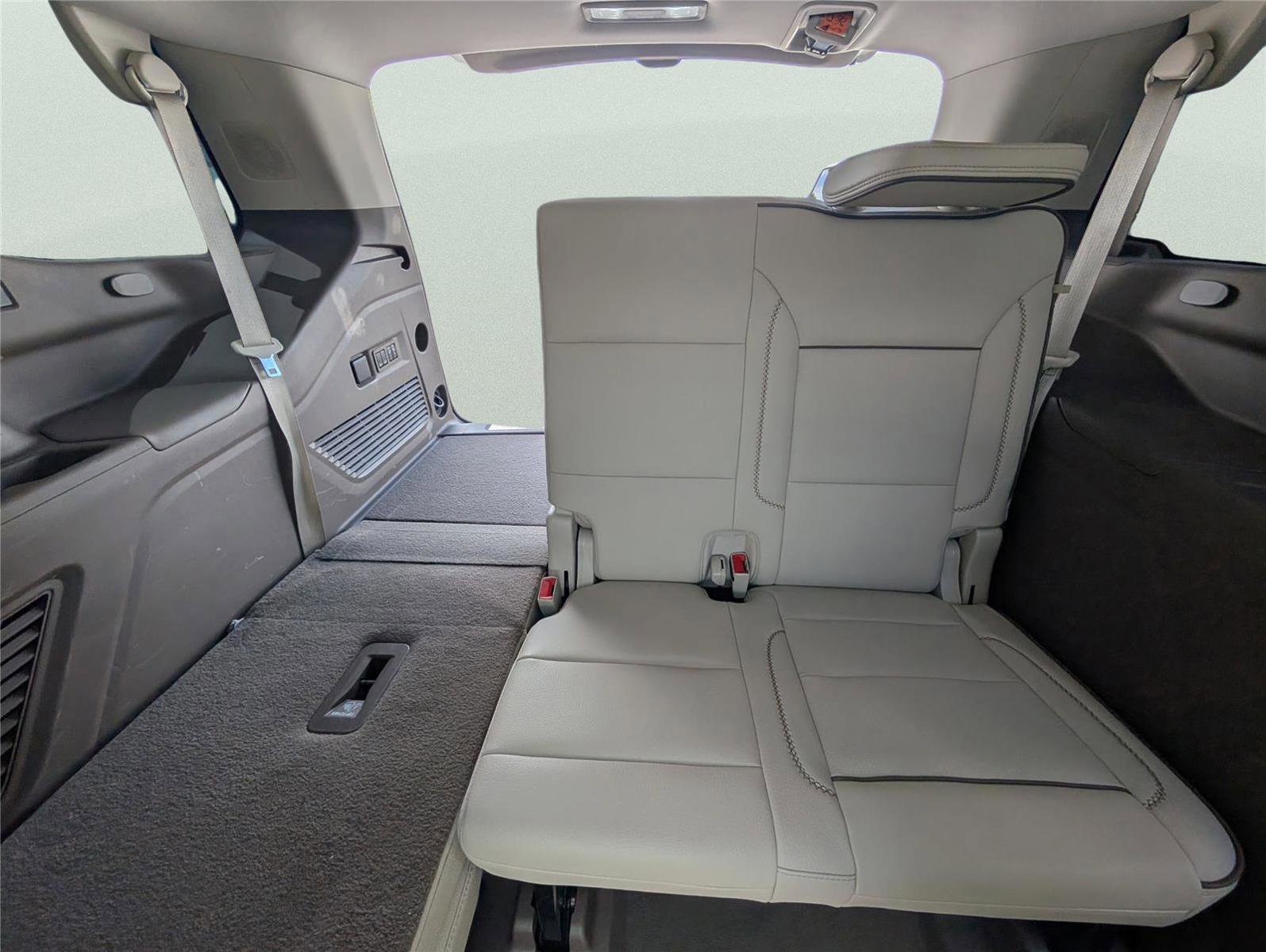 Used 2021 GMC Yukon Denali RWD image 29