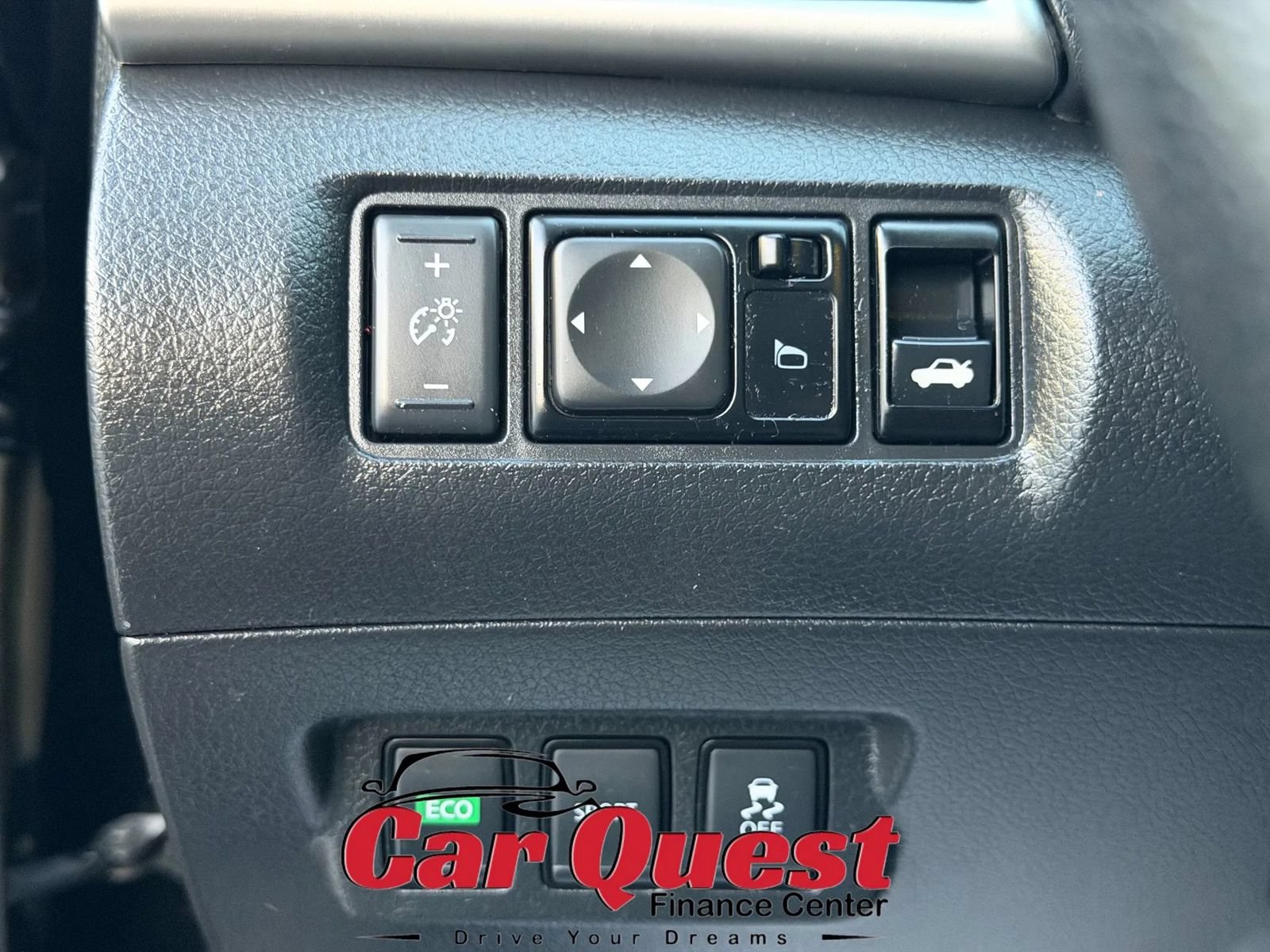 Used 2018 Nissan Sentra SV FWD image 22