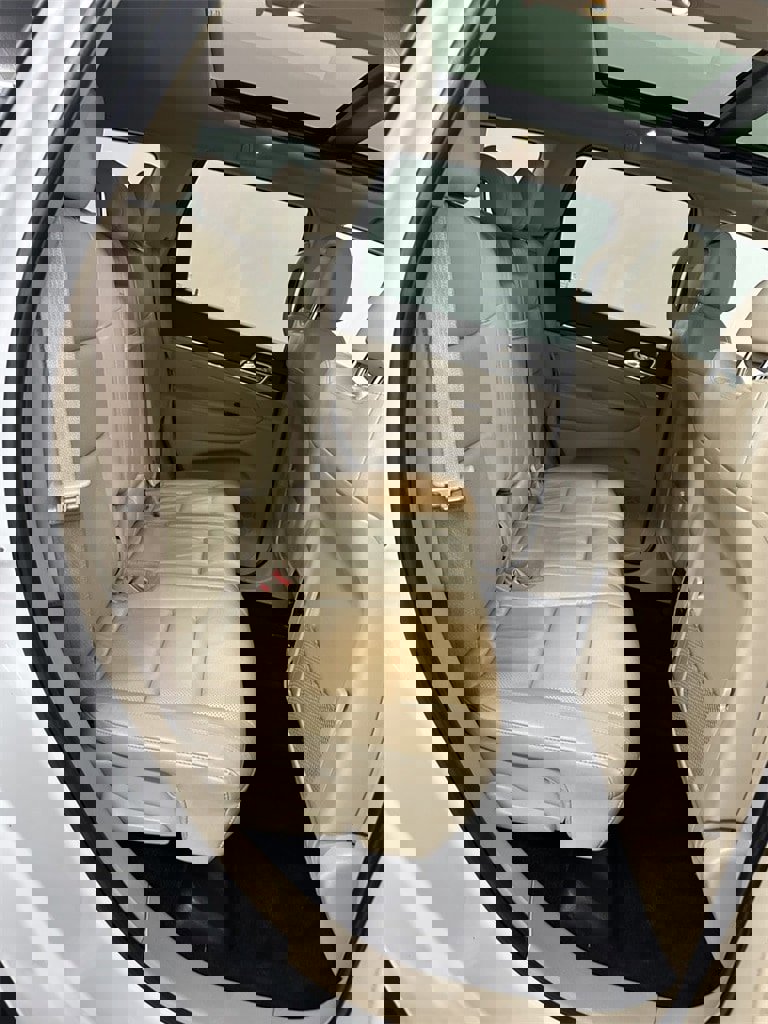 Used 2017 Jeep Grand Cherokee Limited w/ Luxury Group II image 36