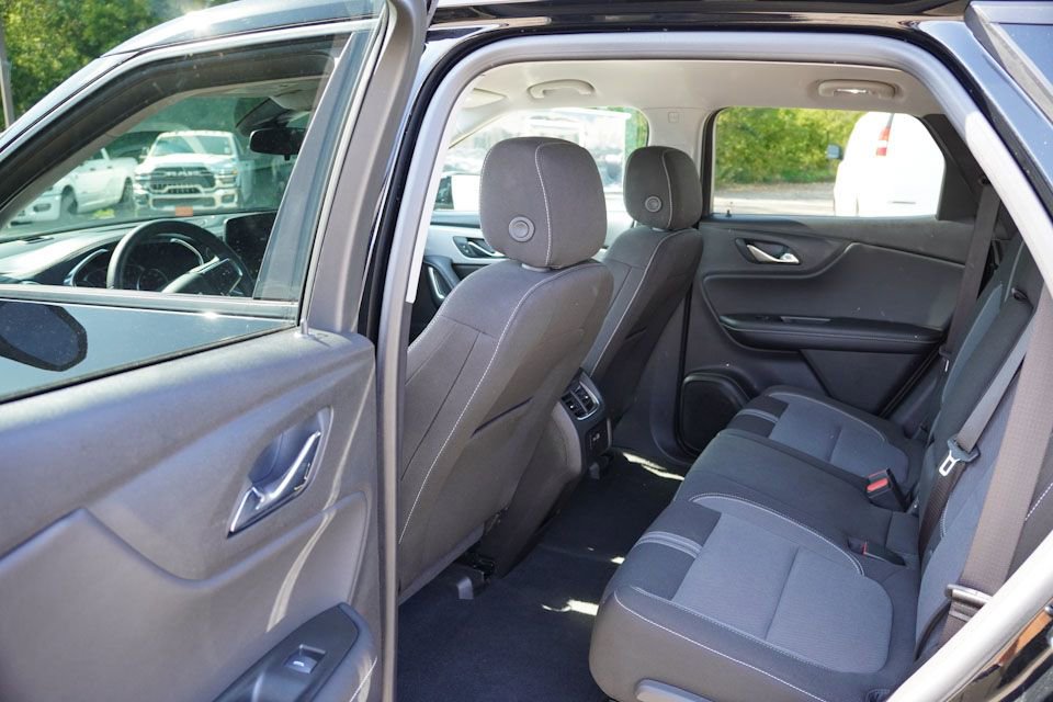 Certified 2025 Chevrolet Blazer LT image 16