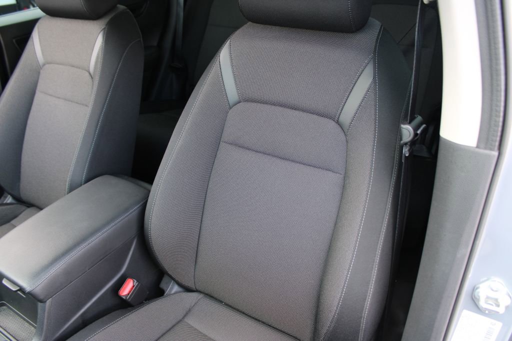 Used 2024 Honda CR-V LX image 16