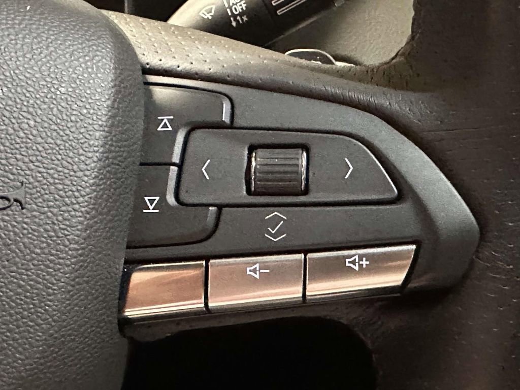 Used 2023 Cadillac XT4 Sport w/ Cold Weather Package AWD/4WD image 24