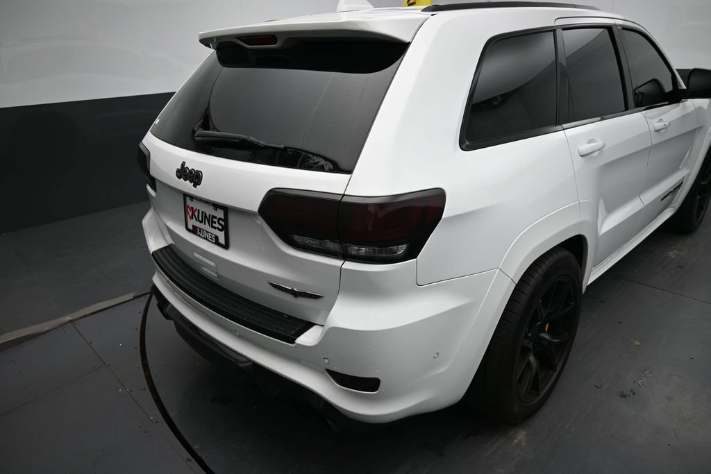 Used 2018 Jeep Grand Cherokee Trackhawk AWD/4WD image 15