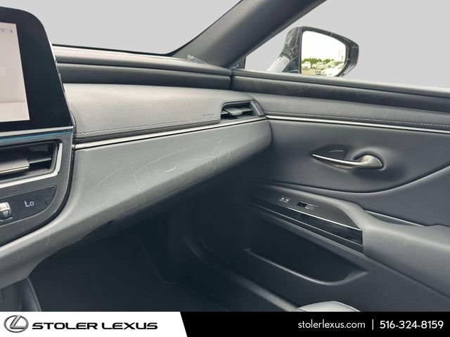 Certified 2023 Lexus ES 300h w/ Premium Package FWD image 31