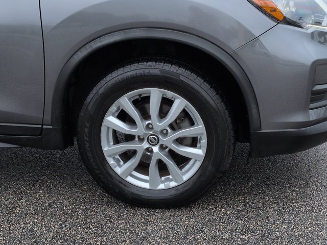 Used 2017 Nissan Rogue SV AWD/4WD image 12