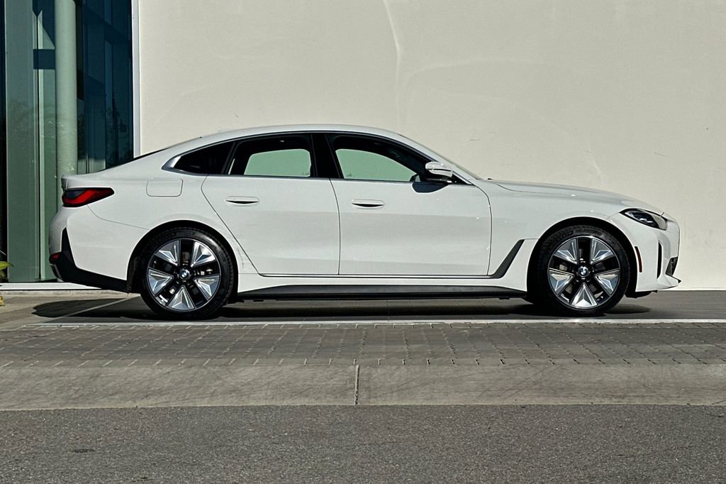 Used 2023 BMW i4 eDrive35 w/ Premium Package RWD image 2