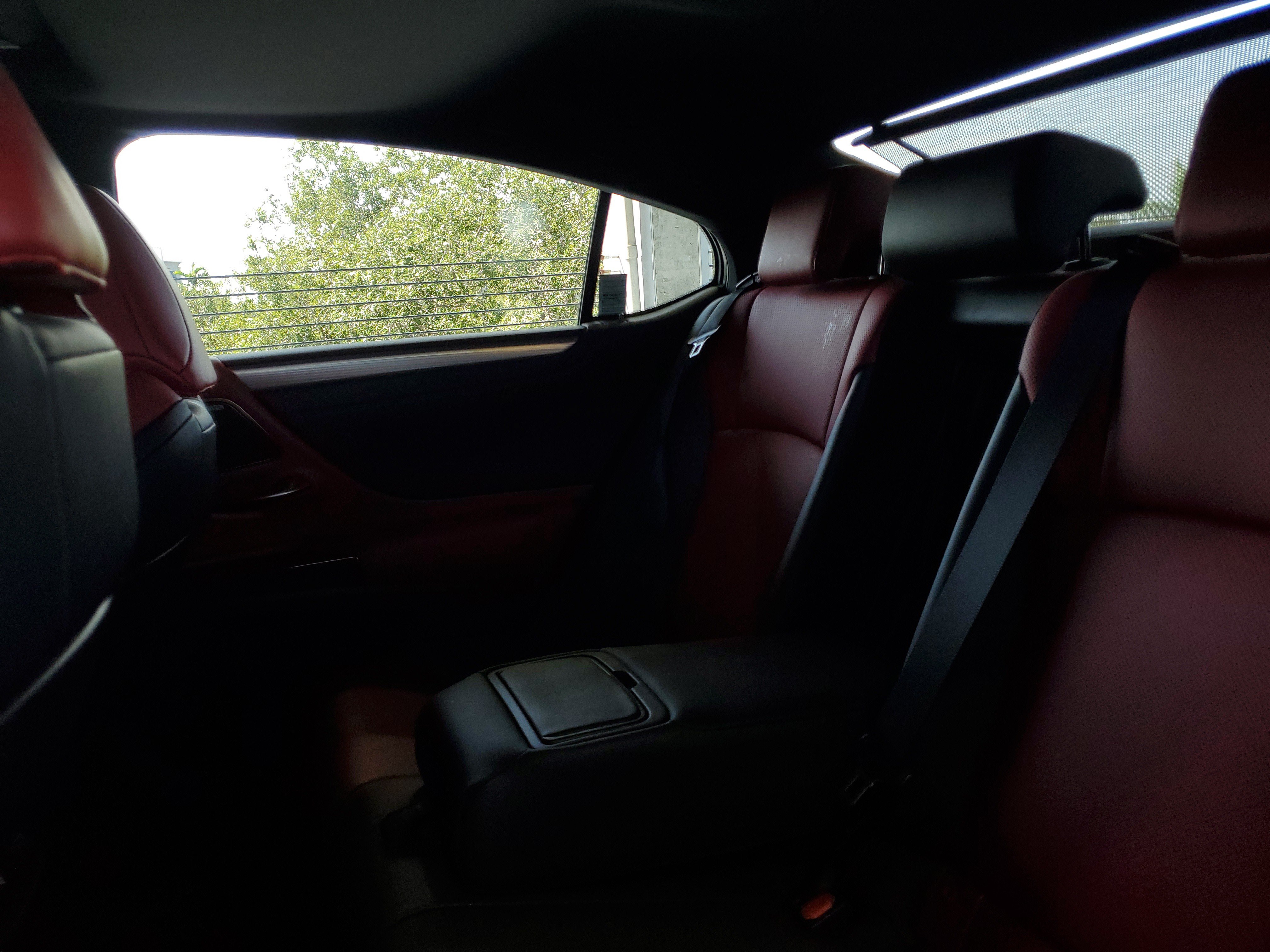 Used 2023 Lexus ES 350 F Sport w/ Accessory Package (Z2) FWD image 8