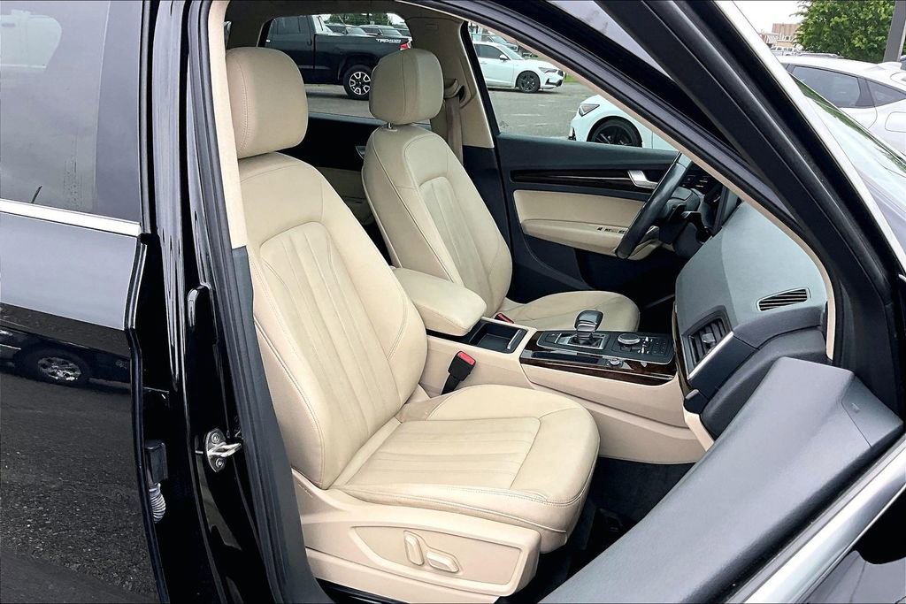 Used 2019 Audi Q5 2.0T Premium AWD/4WD image 10