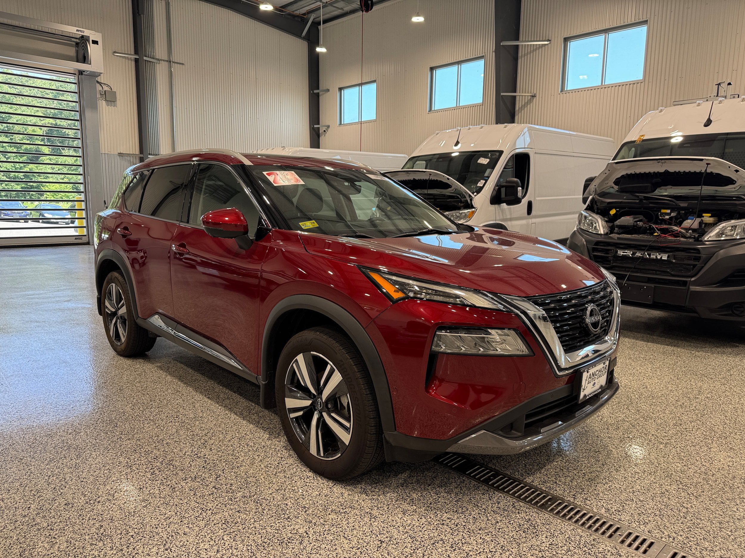 Used 2023 Nissan Rogue SL w/ SL Premium Package AWD/4WD image 3
