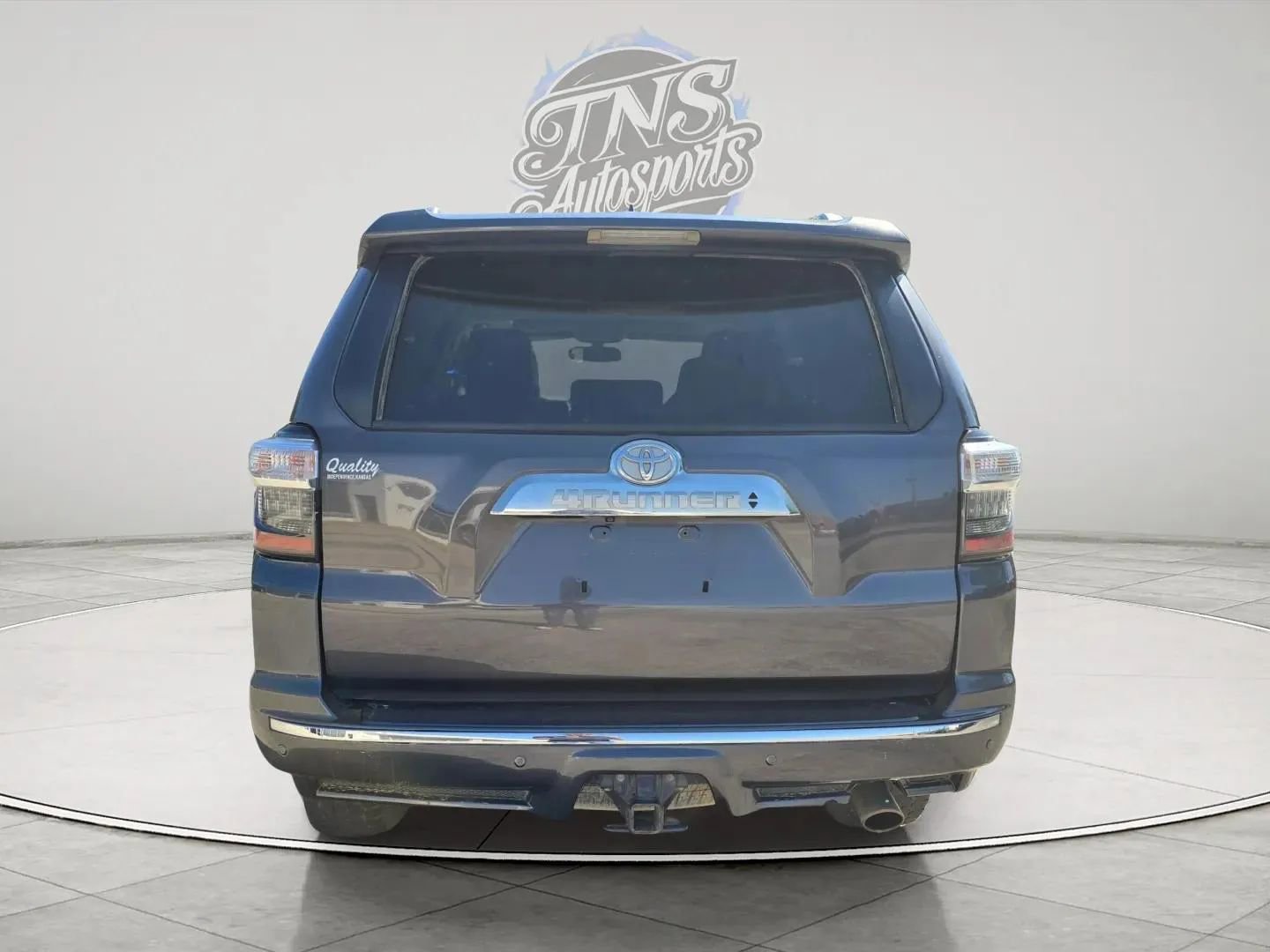 Used 2015 Toyota 4Runner Limited w/ Convenience Package image 4