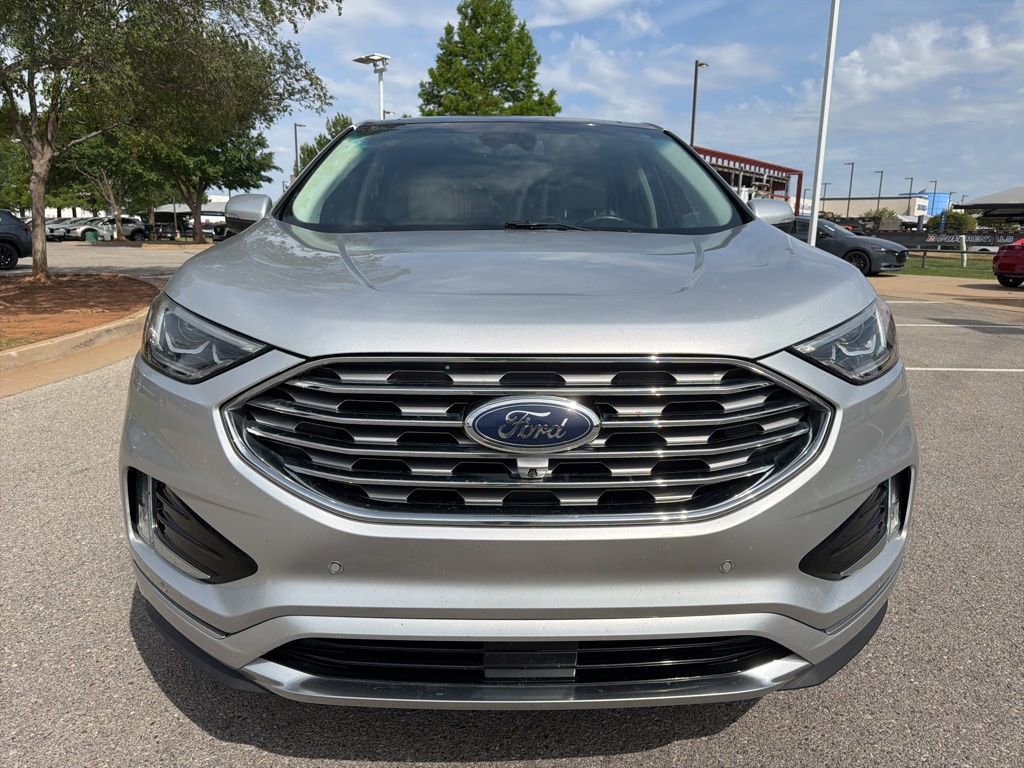 Used 2019 Ford Edge Titanium w/ Equipment Group 301A AWD/4WD image 8