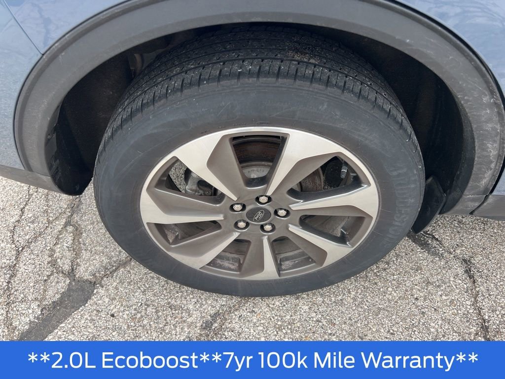 Used 2023 Ford Escape Platinum image 39