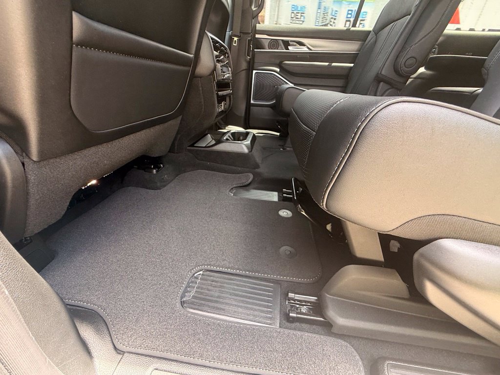 New 2026 Jeep Grand Wagoneer Limited AWD/4WD image 29
