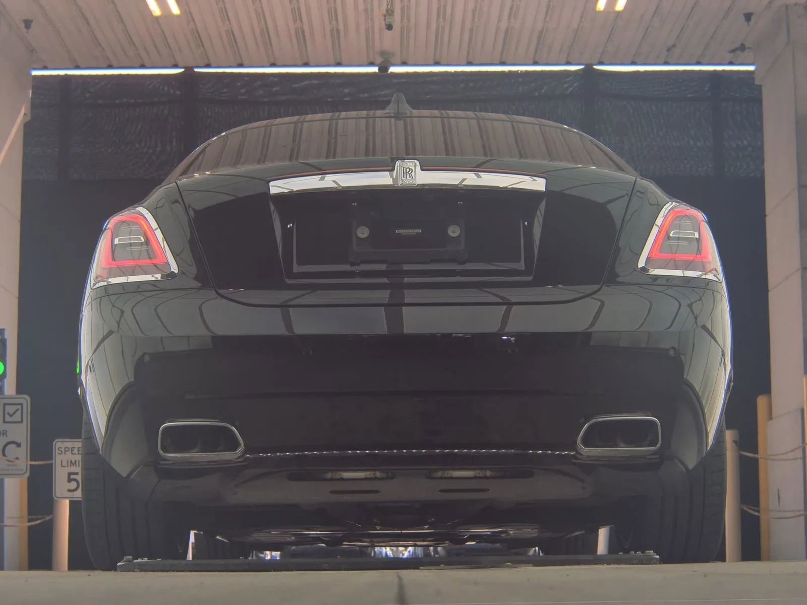 Used 2021 Rolls-Royce Ghost image 7