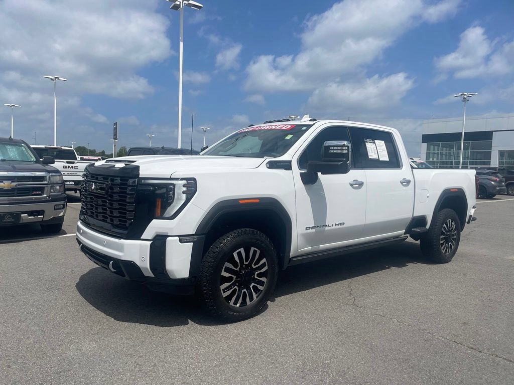 Used 2025 GMC Sierra 2500 Denali Ultimate AWD/4WD image 3