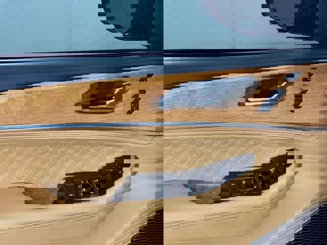 Used 2021 Jeep Grand Cherokee L Summit image 19