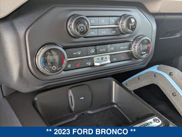Certified 2023 Ford Bronco Wildtrak AWD/4WD image 17