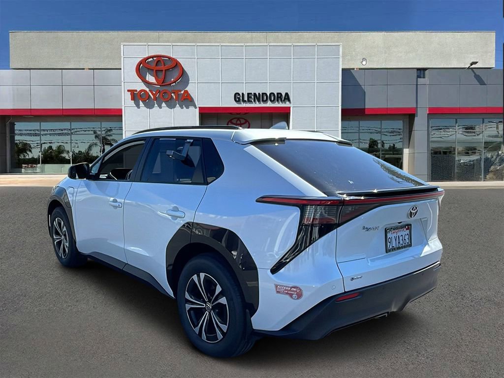 Certified 2022 Toyota Venza LE AWD/4WD image 5