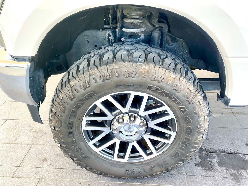 Used 2018 Ford F250 Lariat w/ Lariat Ultimate Package image 11