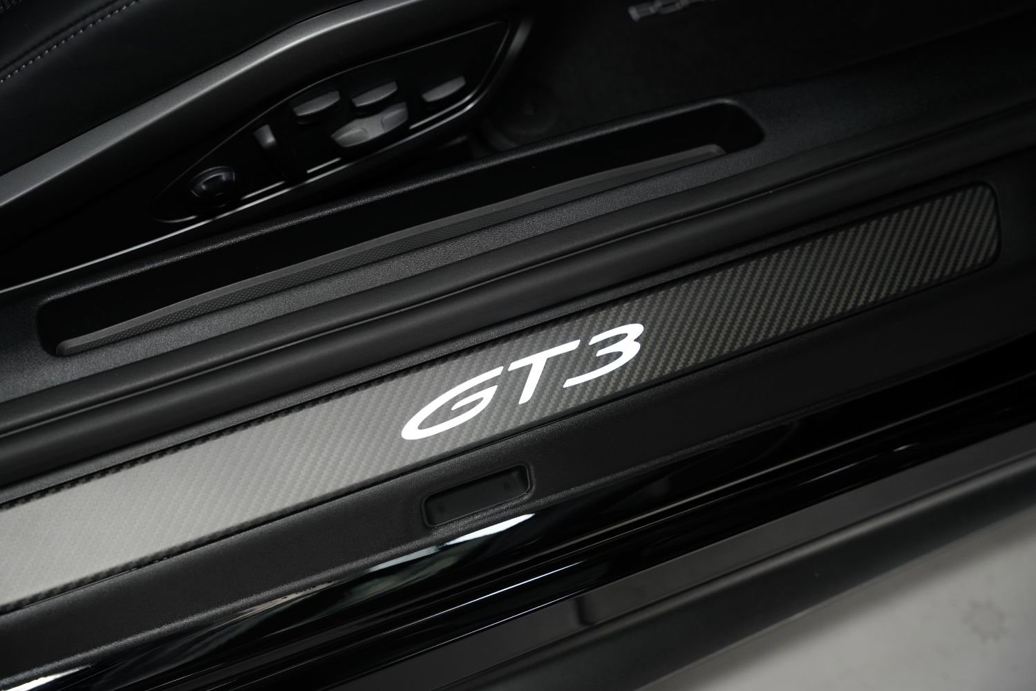 Used 2026 Porsche 911 GT3 image 32