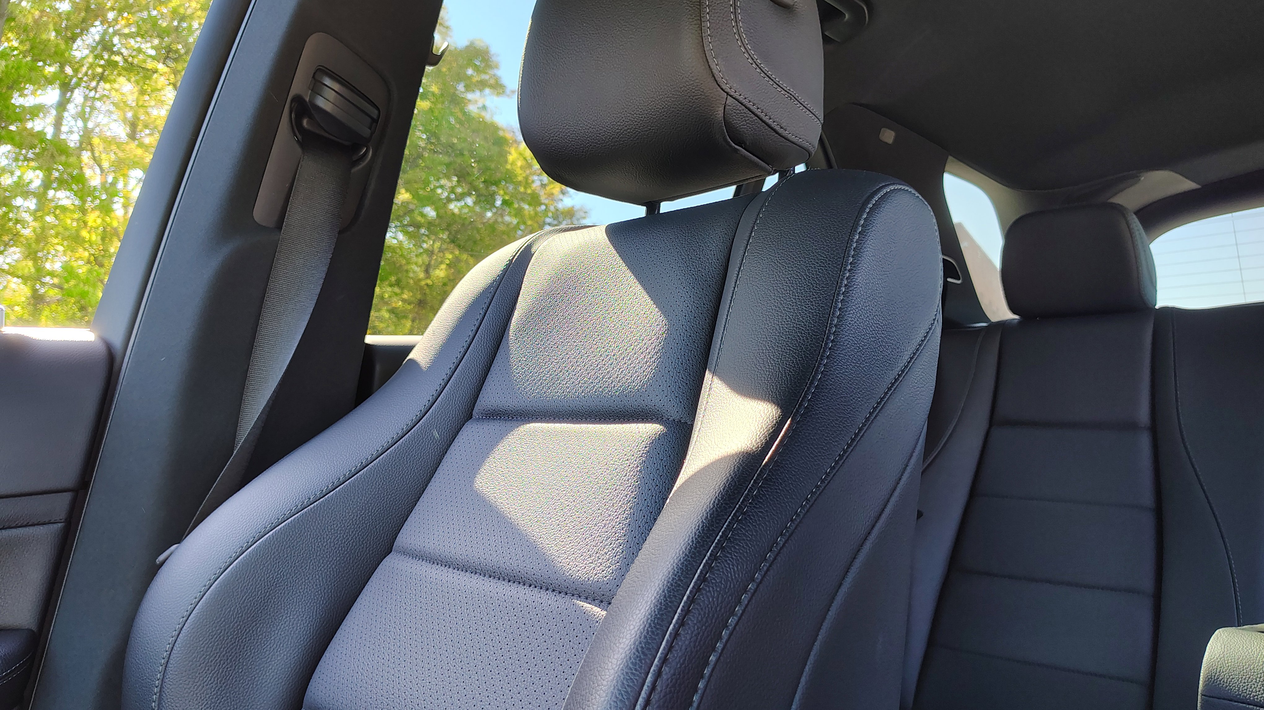 Used 2022 Mercedes-Benz GLE 350 4MATIC image 23