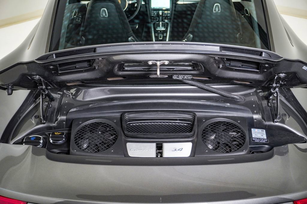 Used 2015 Porsche 911 Carrera RWD image 30