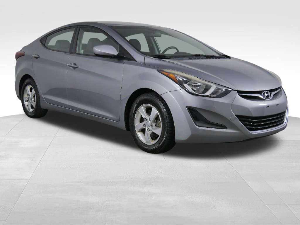 Used 2014 Hyundai Elantra SE FWD image 2