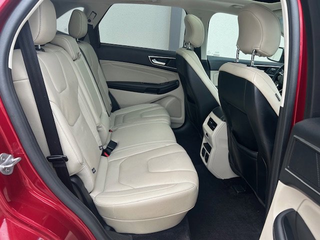 Used 2015 Ford Edge Titanium w/ Equipment Group 301A image 17